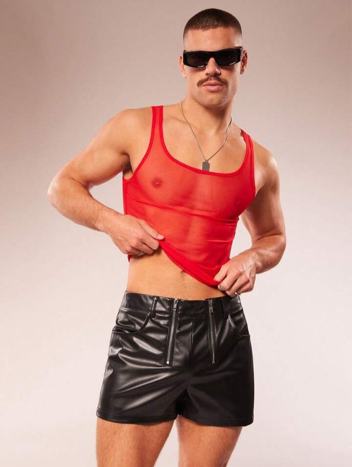 Men's Solid Color Pu Leather Zipper Front Pocket Casual Shorts